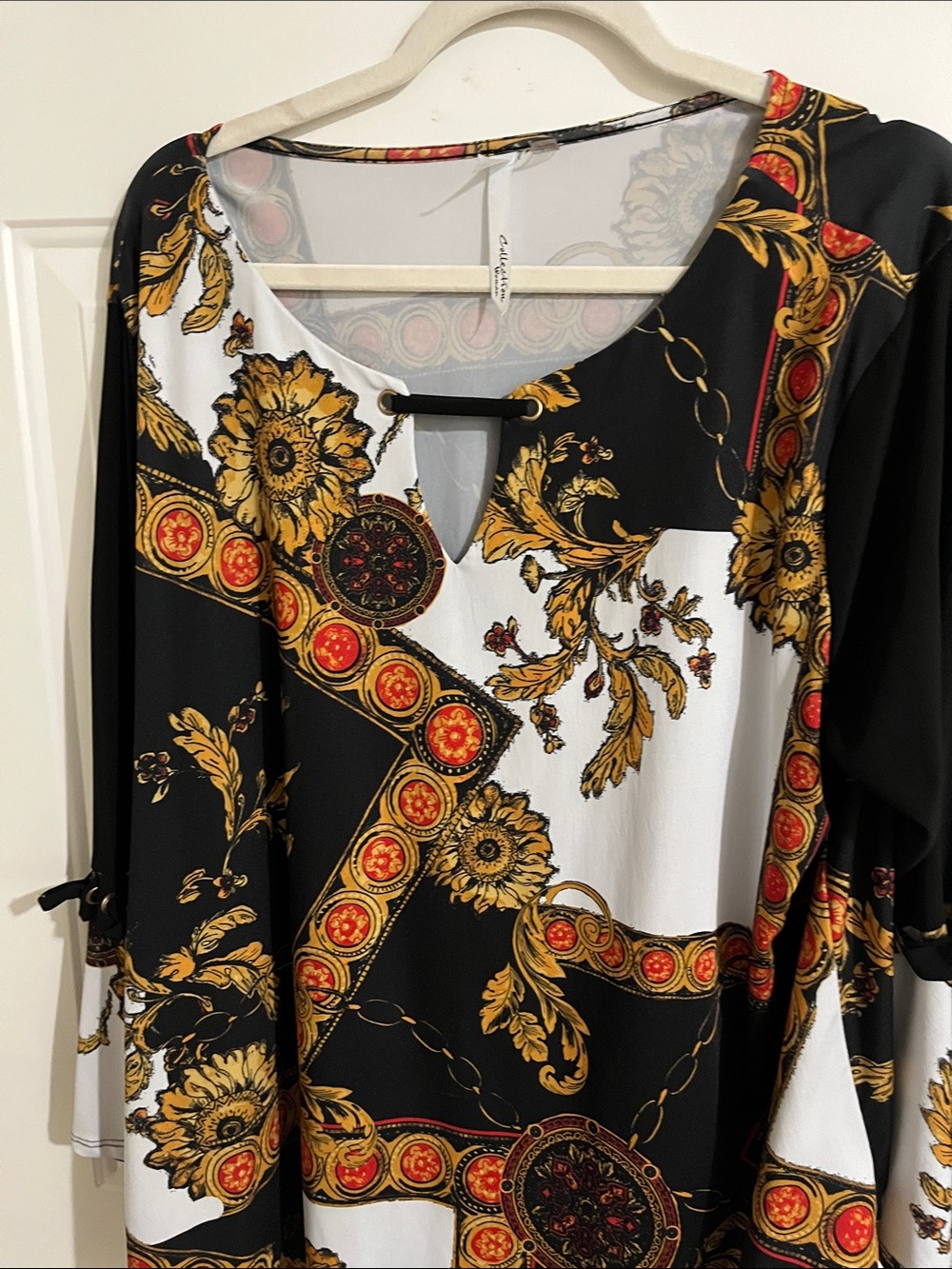 NY Collection Black, White & Gold Baroque Print Tunic - Picture 2 of 6